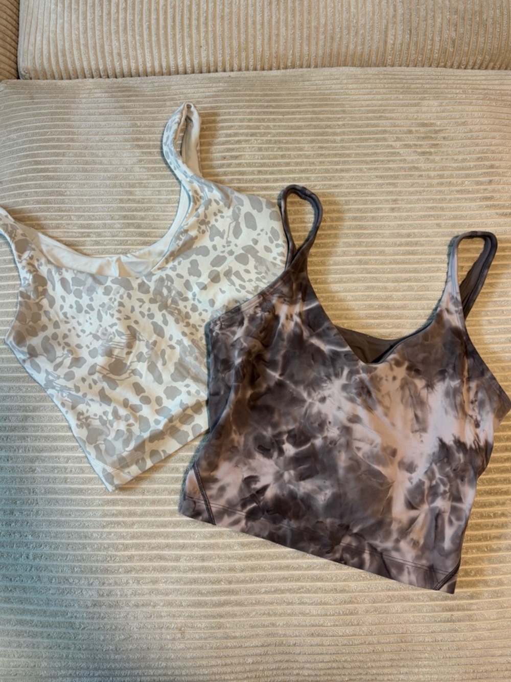 BUNDLE OF TWO LULULEMON Align Tanks